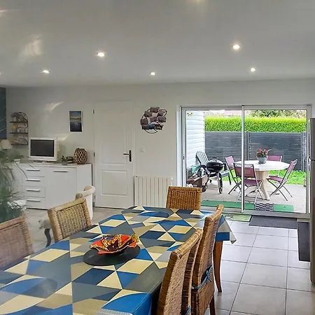 Ferienhaus Lovely In Pretot-Vicquemare